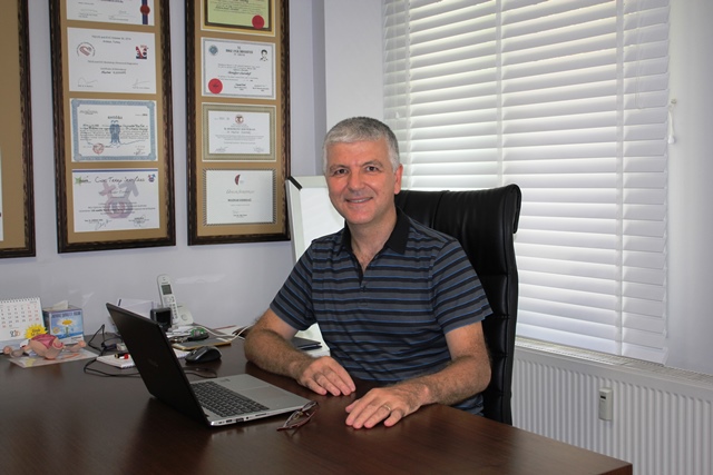 Op. Dr. Mazhar Eserdağ- Avrupa Board Sertifikalı Cinsel Terapist- Vajinismus Tedavisi İzmir- HERA